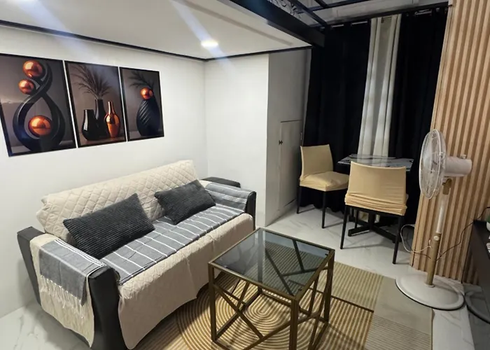 Bed & Breakfast Phil At Staycation De Morato